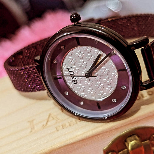 Extri Fashion Women Magnetic Strap Wristwatch For Female