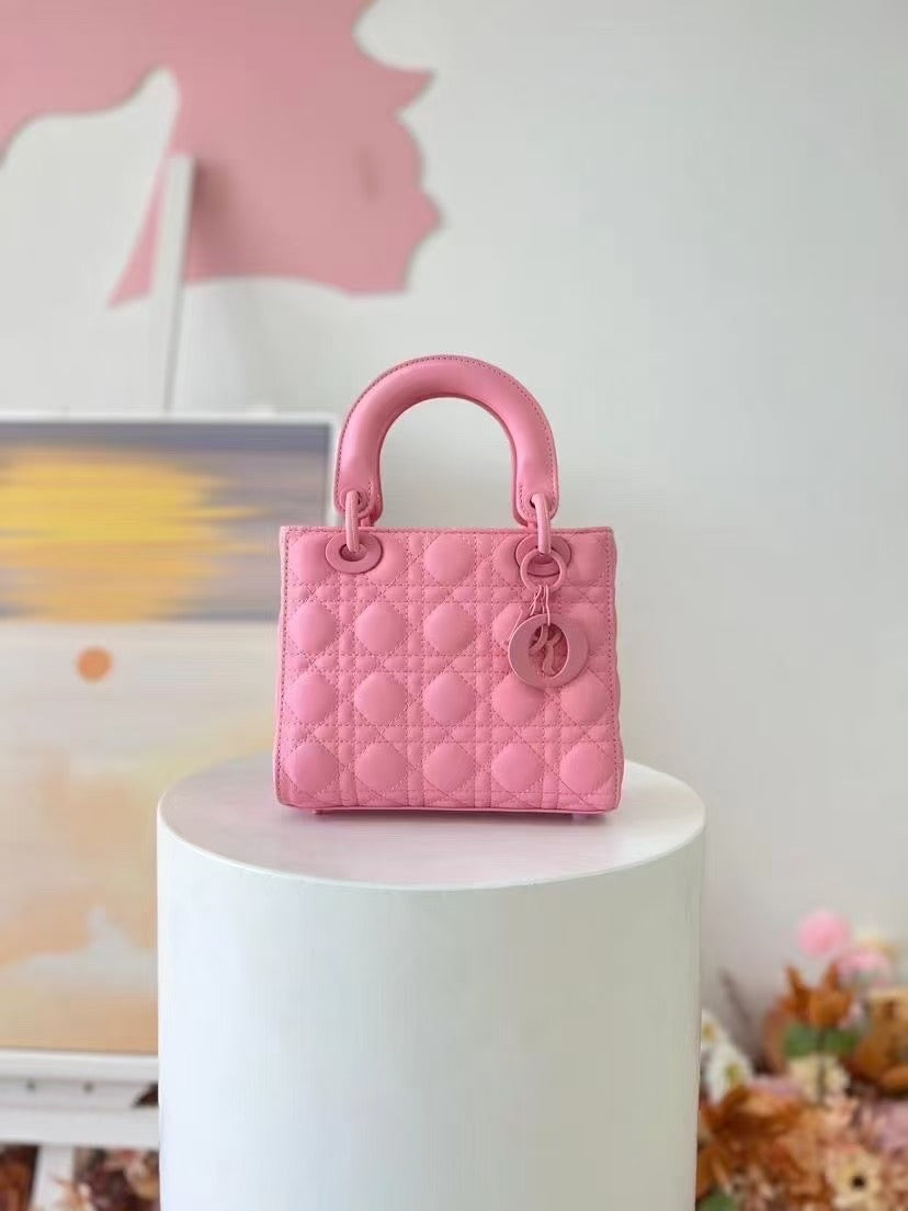 Luxury Vintage Trandy Hanging Logo Mini Bag For Female